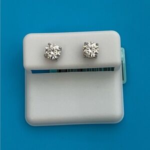 🆕 Luxury Moissanite Diamond Earrings 1.5 cw wt sterling silver screw back